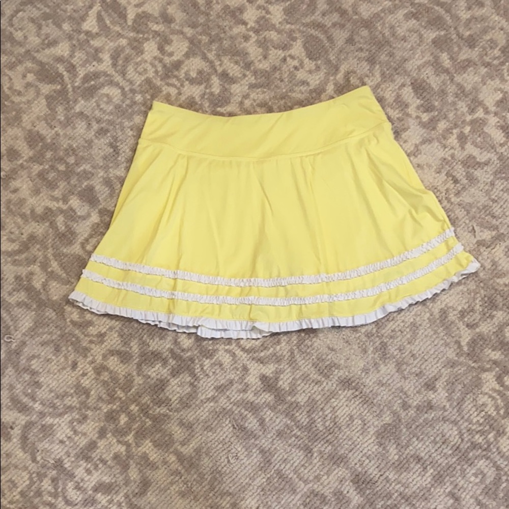 Lilly Pulitzer luxletic skirt Size medium